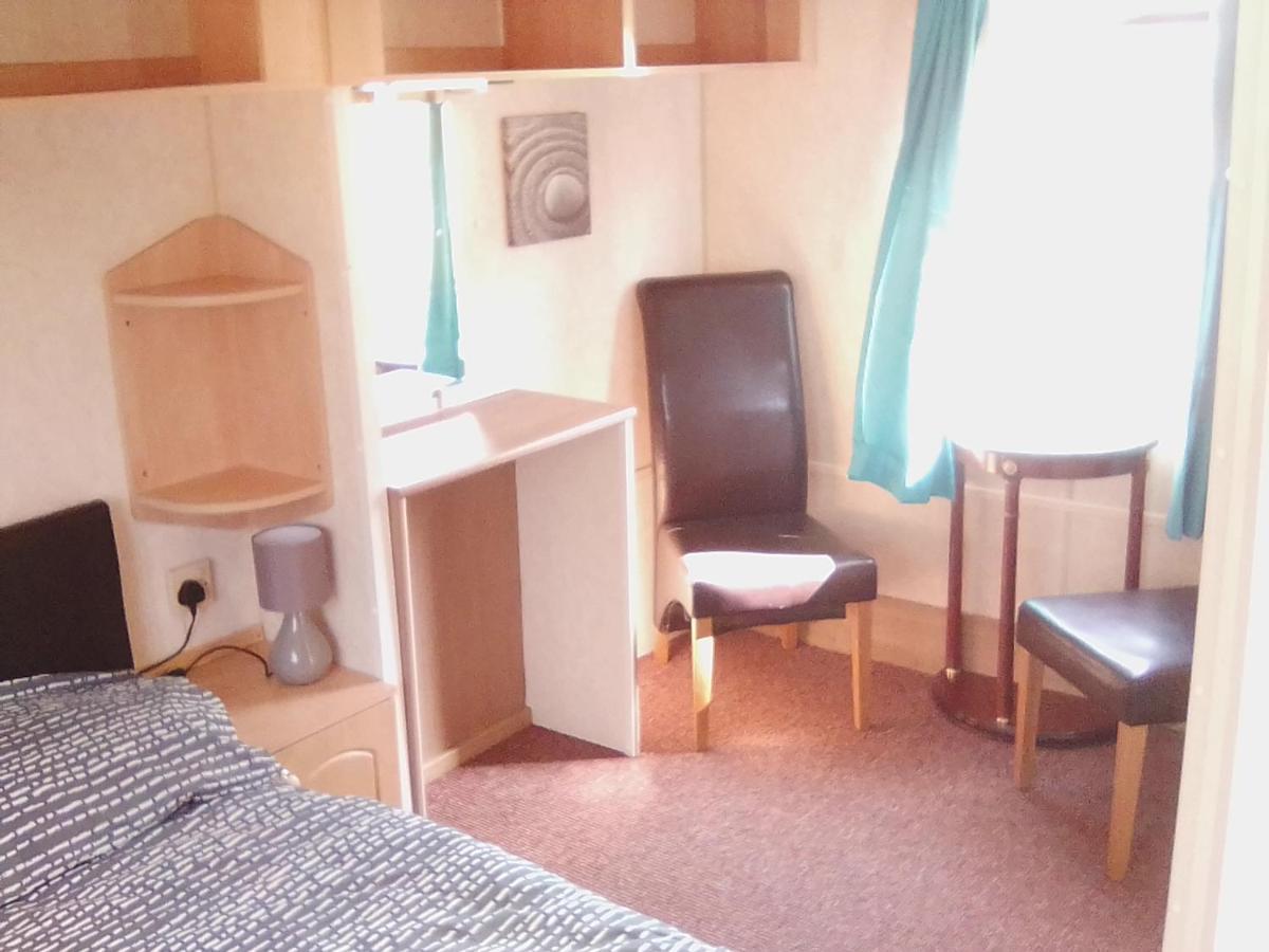 Cosy Chalet Mobile Home , Peace & Quiet Dingle Bagian luar foto